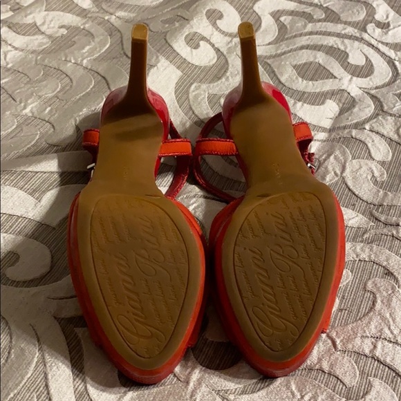 Gianni Bini Heels - Picture 2 of 3